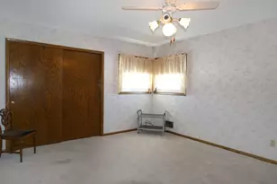 9608 Toledo Rd, Bloomington, MN 55437 - Photo 16