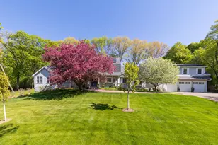 4236 Heathcote Rd, Deephaven, MN 55391 - Photo 2
