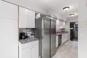 67 Walden St, Burnsville, MN 55337 - Photo 4