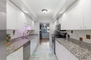 67 Walden St, Burnsville, MN 55337 - Photo 2