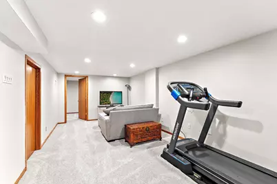 1947 Field Avenue, Saint Paul, MN 55116 - Photo 20