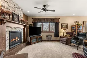 1430 Woodland Way, Lake City, MN 55041 - Photo 10