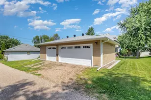 204 Fir Ave NW, Montgomery, MN 56069 - Photo 22