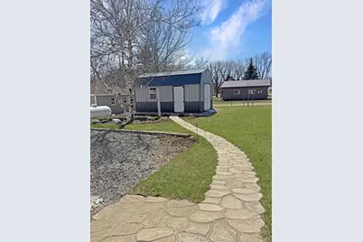 401 Lake Avenue S, Balaton, MN 56115 - Photo 4