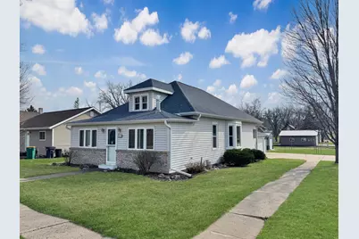 401 Lake Avenue S, Balaton, MN 56115 - Photo 2