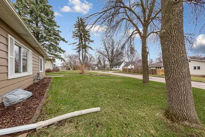 1172 6th Avenue SW, Faribault, MN 55021 - Photo 30