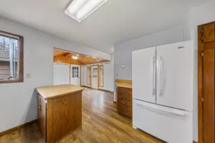 1172 6th Ave SW, Faribault, MN 55021 - Photo 10