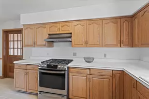 4921 Mayview Rd, Minnetonka, MN 55345 - Photo 8