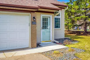 4058 Wilshire Cir, Shoreview, MN 55126 - Photo 6