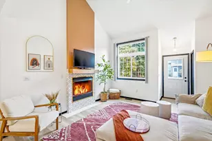 4058 Wilshire Cir, Shoreview, MN 55126 - Photo 8