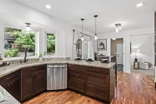 8994 Preserve Blvd, Eden Prairie, MN 55347 - Photo 16