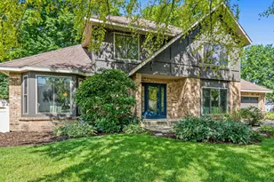 8994 Preserve Blvd, Eden Prairie, MN 55347 - Photo 2