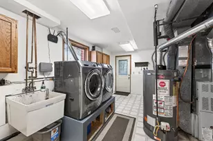 2041 Orchard Ln, White Bear Lake, MN 55110 - Photo 32