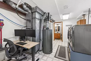 2041 Orchard Ln, White Bear Lake, MN 55110 - Photo 30