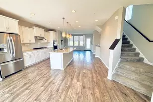 661 Satori Wy, Chaska, MN 55318 - Photo 4