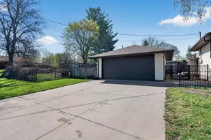 856 24th Ave N, South Saint Paul, MN 55075 - Photo 26