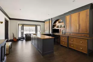 170 Spur Cir, Wayzata, MN 55391 - Photo 22