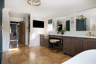 170 Spur Cir, Wayzata, MN 55391 - Photo 40