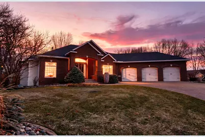 10539 Yancy Court NE, Blaine, MN 55449 - Photo 8