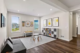 6631 Astilbe Ct, Minnetrista, MN 55331 - Photo 8