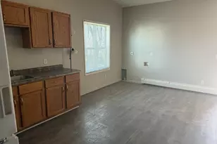 1204 E 7th St, Saint Paul, MN 55106 - Photo 4