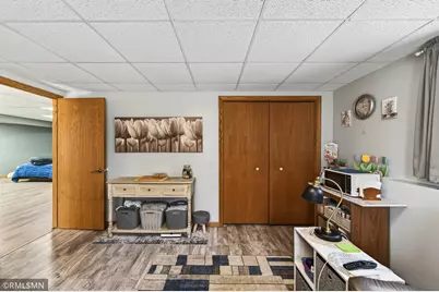 245 Dwinnell Avenue, Mahtomedi, MN 55115 - Photo 28