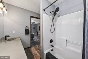 245 Dwinnell Ave, Mahtomedi, MN 55115 - Photo 26