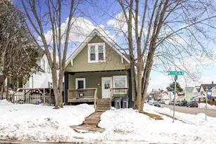 902 N 11th Ave E, Duluth, MN 55805 - Photo 2