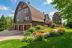 2917 Vonderheide Dr SW, Alexandria, MN 56308 - Photo 2