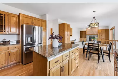 6206 Juneau Lane N, Maple Grove, MN 55311 - Photo 14