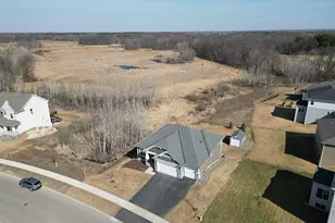 8088 Haywood Dr, Lino Lakes, MN 55014 - Photo 10