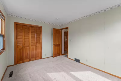 1511 Barclay Street, Saint Paul, MN 55106 - Photo 24