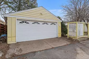 1511 Barclay St, Saint Paul, MN 55106 - Photo 48