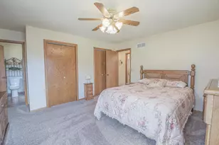 2407 Tranquility Dr, Saint Cloud, MN 56301 - Photo 32