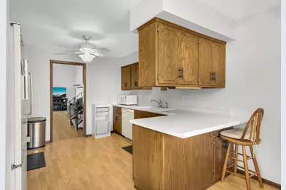 7808 Idaho Lane N, Brooklyn Park, MN 55445 - Photo 10