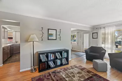 2325 Nokomis Avenue, Saint Paul, MN 55119 - Photo 2