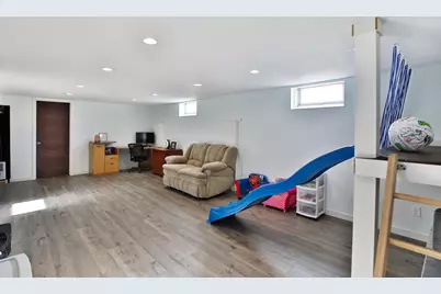 733 E Academy Street, Owatonna, MN 55060 - Photo 16