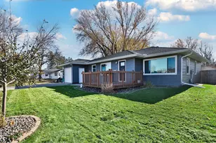 733 E Academy St, Owatonna, MN 55060 - Photo 1