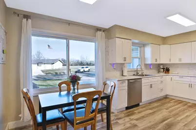 733 E Academy Street, Owatonna, MN 55060 - Photo 6