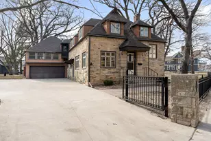 907 1st Dr NW, Austin, MN 55912 - Photo 6