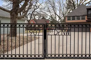 907 1st Dr NW, Austin, MN 55912 - Photo 2