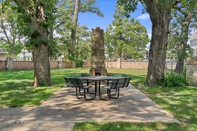 907 1st Drive NW, Austin, MN 55912 - Photo 16