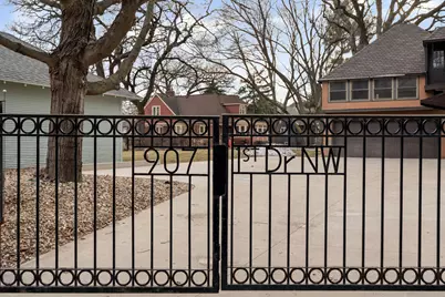 907 1st Drive NW, Austin, MN 55912 - Photo 2
