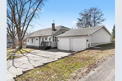 213 Boulevard Avenue NE, Montgomery, MN 56069 - Photo 32