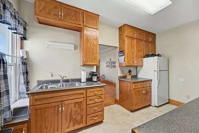 213 Boulevard Avenue NE, Montgomery, MN 56069 - Photo 8