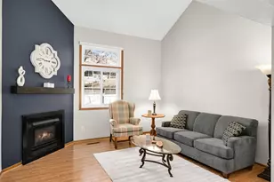 2571 Bedford Ct, Mendota Heights, MN 55120 - Photo 6