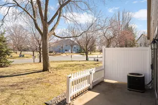 2571 Bedford Ct, Mendota Heights, MN 55120 - Photo 14