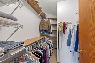 6085 Rowland Rd, Minnetonka, MN 55343 - Photo 16