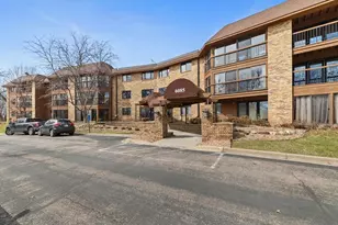 6085 Rowland Rd, Minnetonka, MN 55343 - Photo 22
