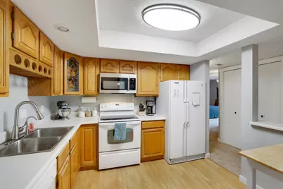 4710 58th Avenue N #107, Crystal, MN 55429 - Photo 12